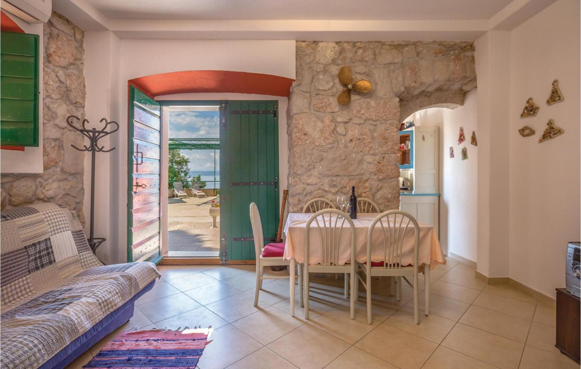 Awesome Home In Podgora With Kitchen Exterior photo